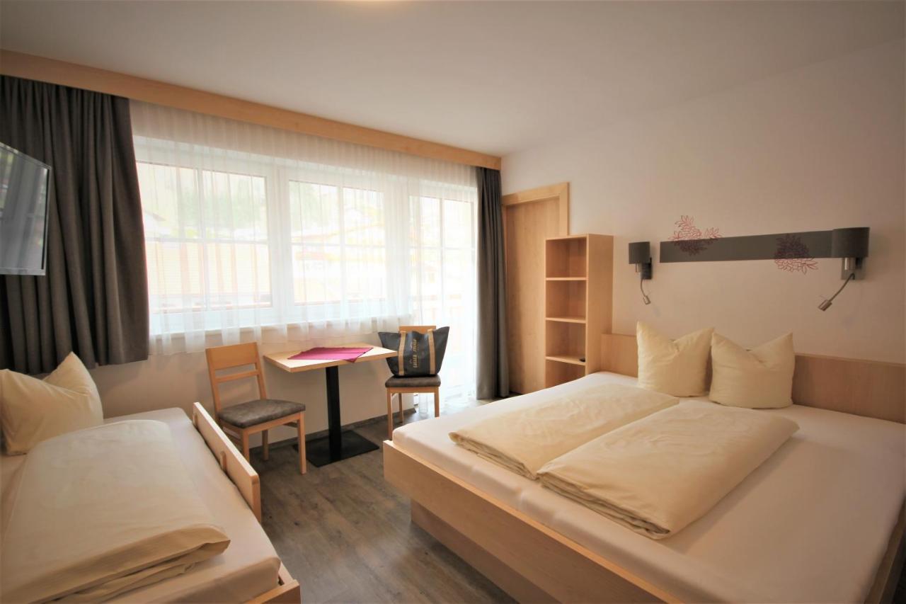 Kinderhotel Stefan Венс Екстериор снимка
